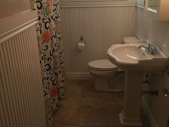 5th image of 111 W Circle Dr