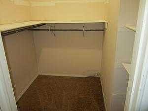 walk in Closet
