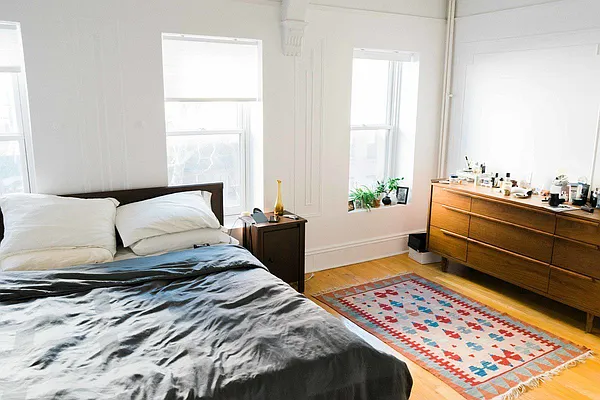 Rented by Douglas Elliman | media 10