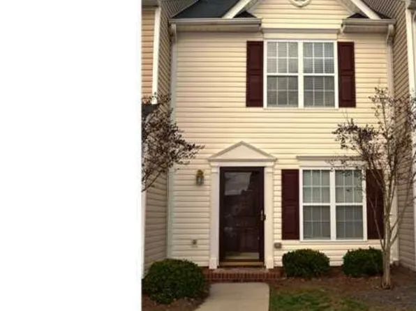 466 Dunwood Dr, High Point, NC 27265