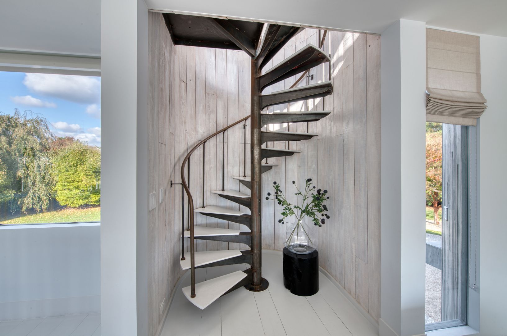  Spiral Stairs to 3rd Floor