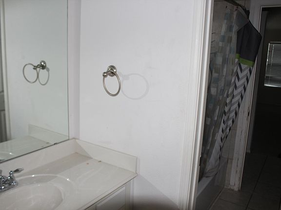 3rd image of 2415 Somervell Trl