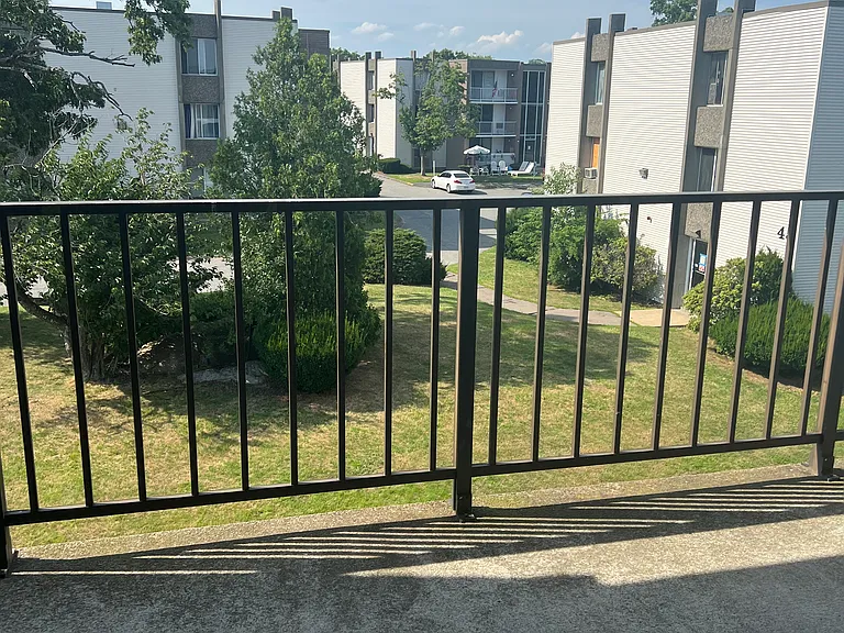 37 Skyline Dr #11 — Photo 10