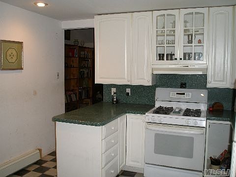 4th image of 4 Shelter Dr