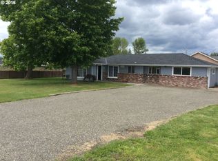 925 Toliver Rd, Molalla, OR 97038