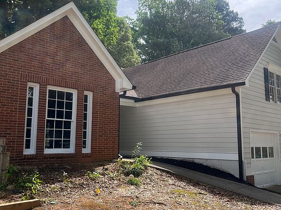 2nd image of 3278 Rock Creek Dr