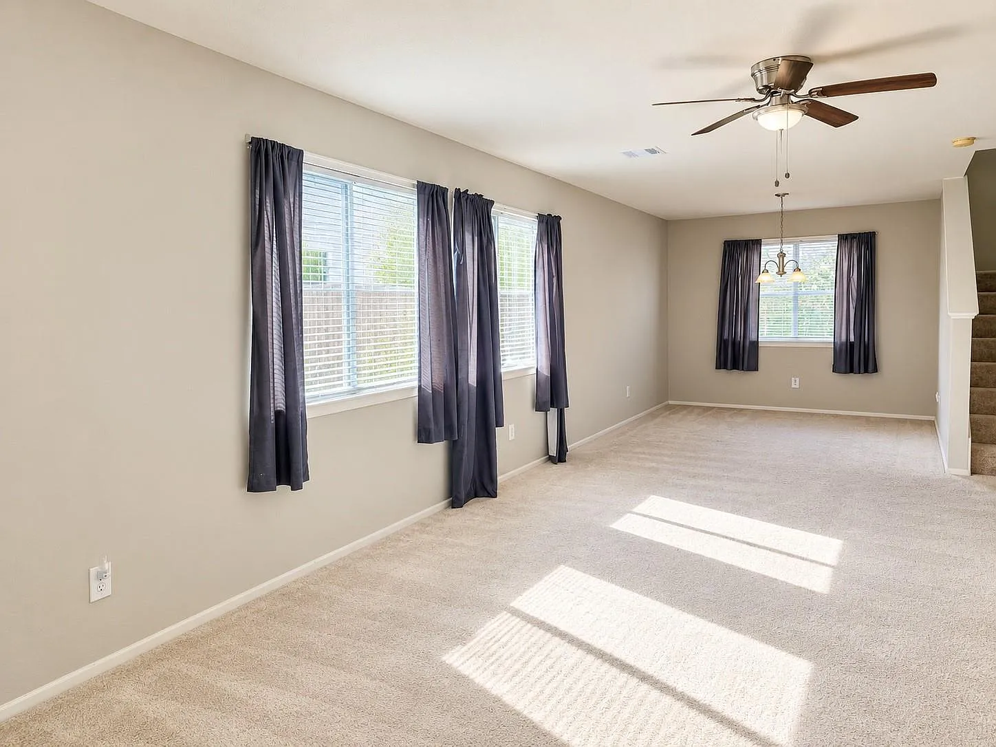 4 bed, 2.0 bath, 1748 sqft, $2,000 — Photo 3