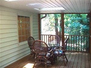 3rd image of 21 Peggy Ct NW