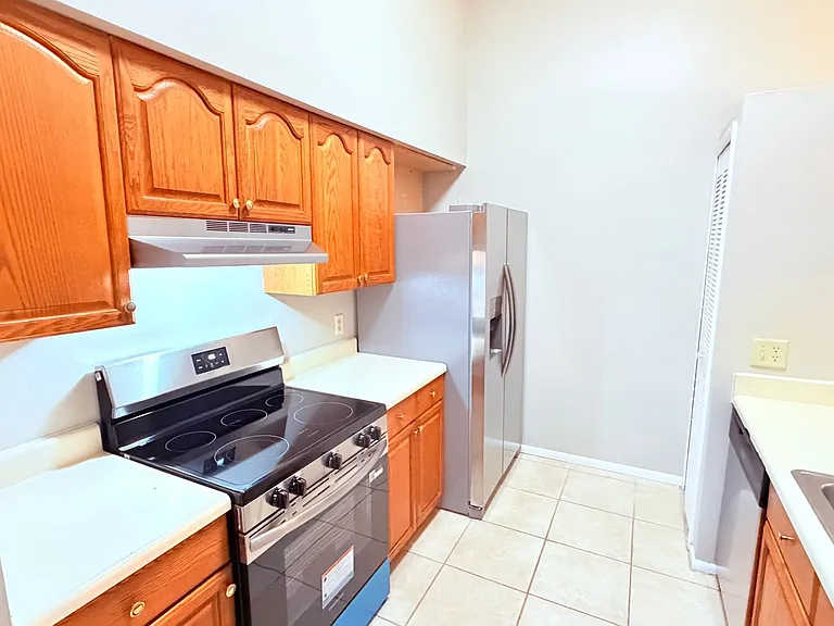 124 Clear Lake Cir — Photo 9
