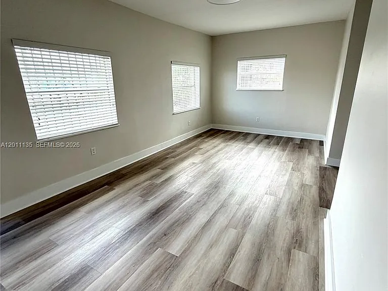 173 NW 36th St #2 — Photo 14