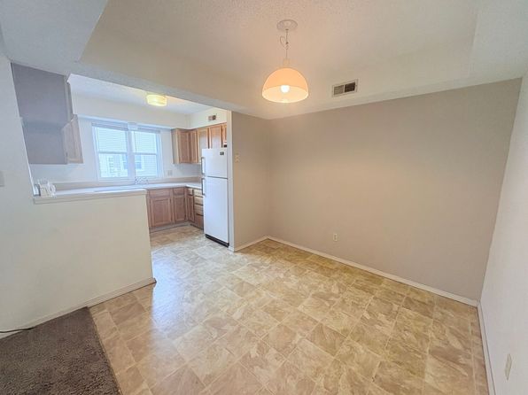 1708 E 24th Ave APT 3