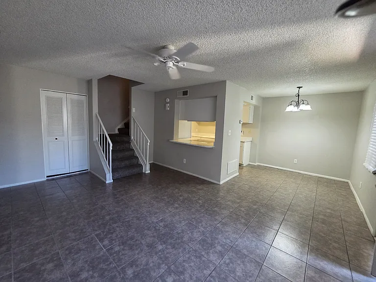 3213 W Royal Palm Rd — Photo 21