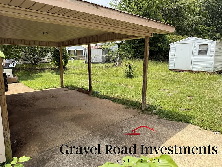 2318 Fosters Ferry Rd — Photo 7