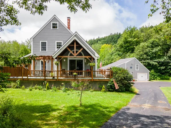 35 Ridge School Road, Liberty, ME 04949