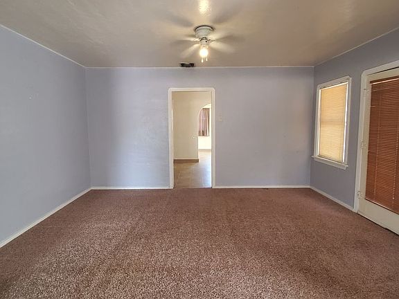 3rd image of 658 Washington Ave