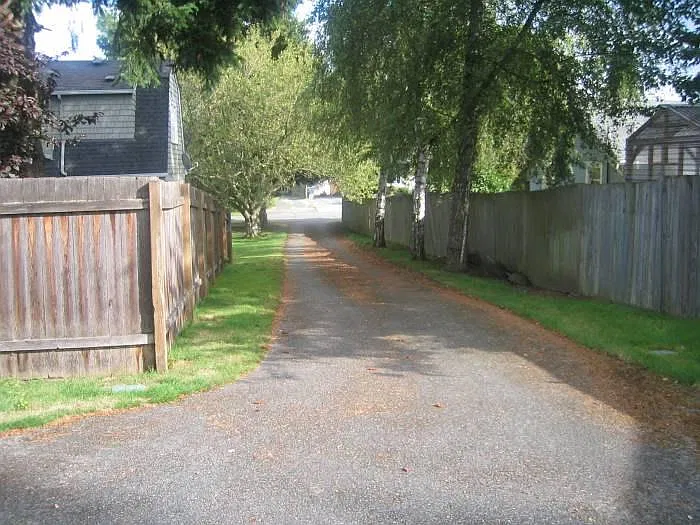 6630 Highland Drive — Photo 2