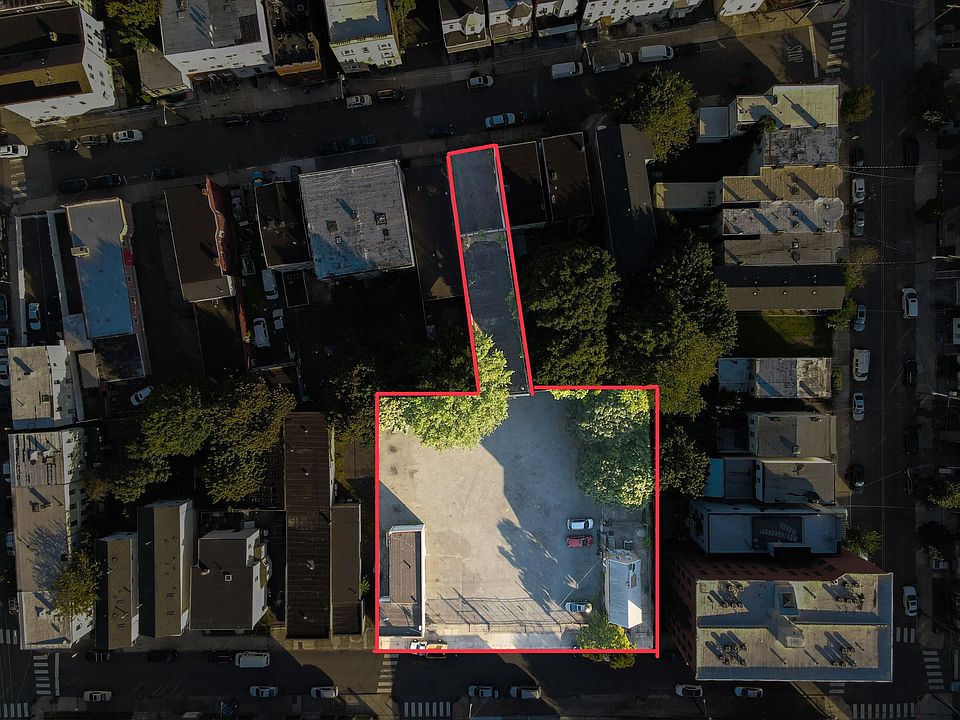 1st image of 64-66 Sackett St #68