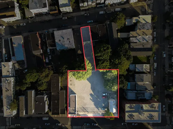 64-66 Sackett St #68, Jersey City, NJ 07304