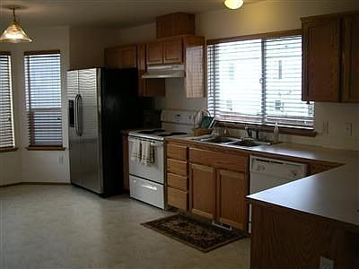 2nd image of 7821 204th St E
