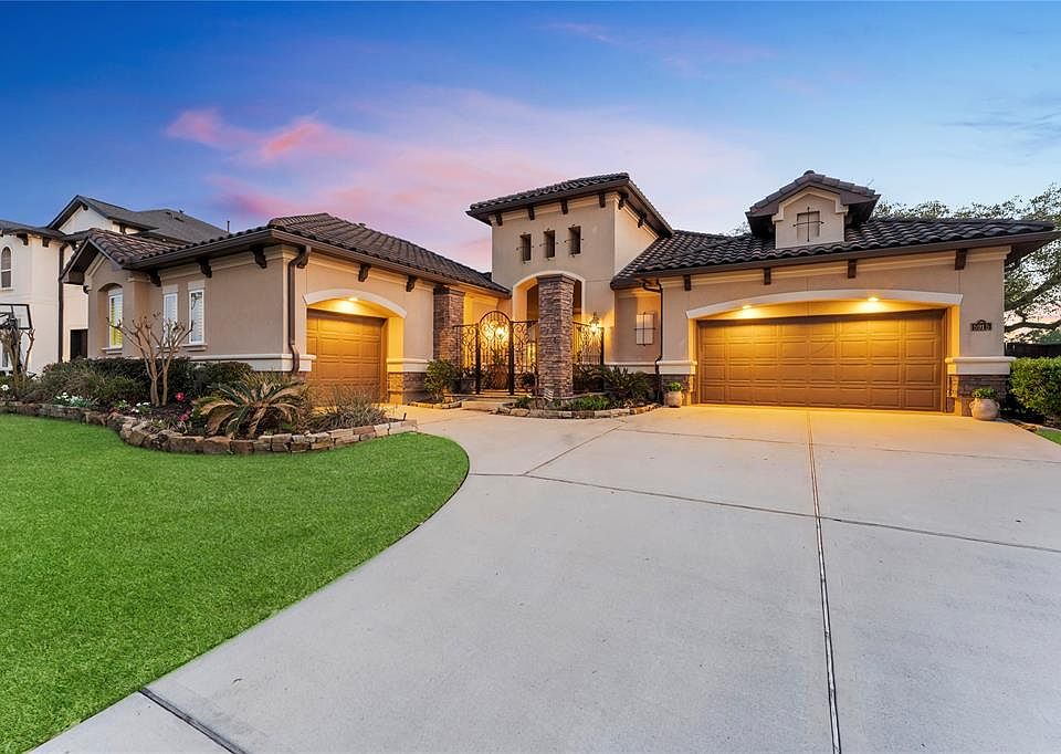 1st image of 5915 Stratton Woods Drive