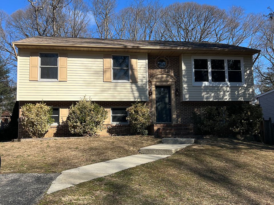 1st image of 1020 Dockser Dr