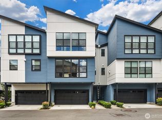 220 Towns At Canyon Park, Bothell, WA 98021
