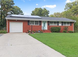 480 Burnham Rd, Williamsburg, VA 23185