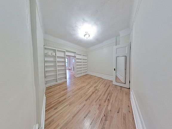 3rd image of 228 W 72nd St #4B