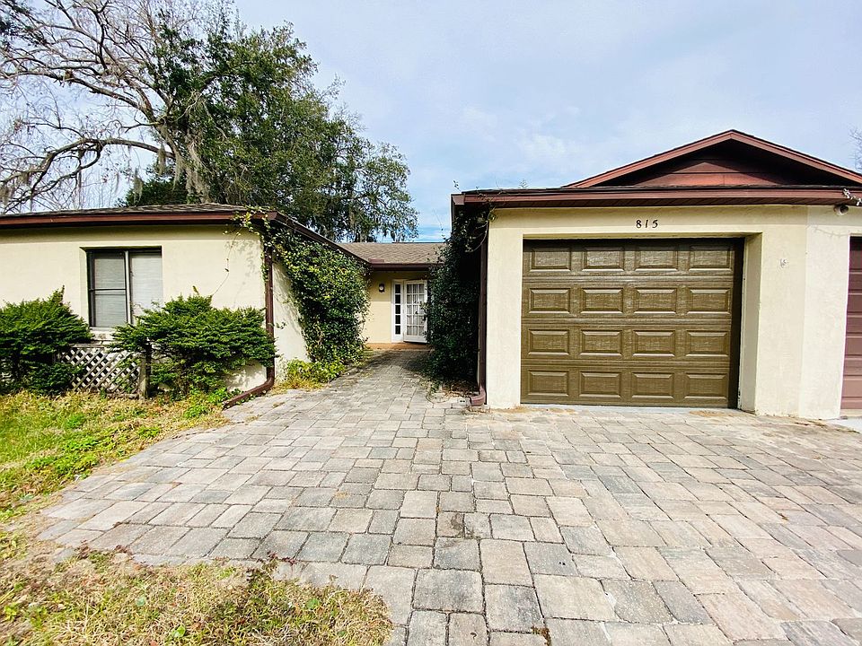 1st image of 815 Acorn Ln
