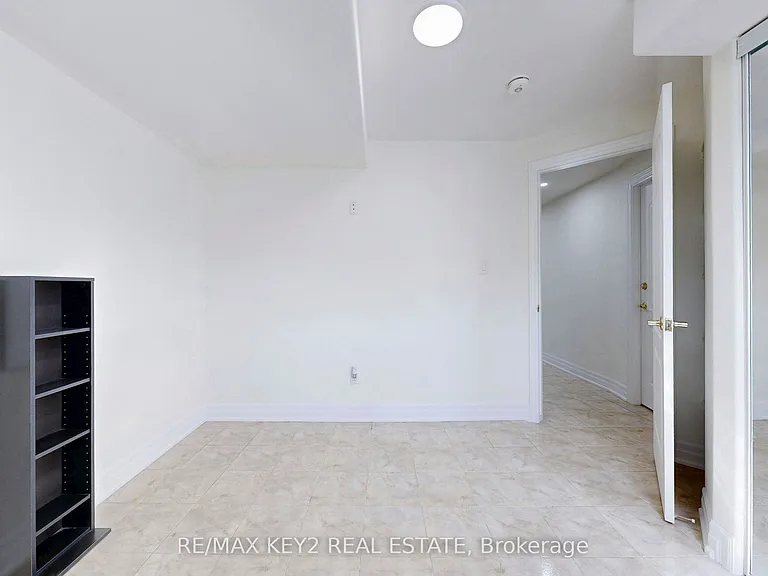 54 Oakford Dr #BASEMENT — Photo 19