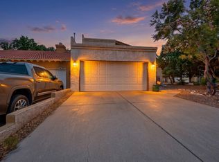 10701 Malaguena Ln NE, Albuquerque, NM 87111
