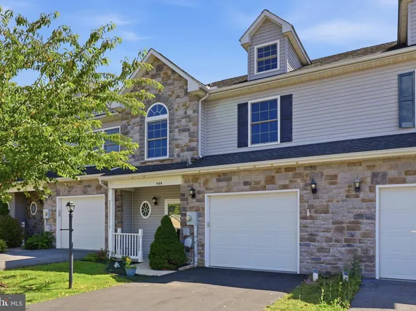 444 Frick Ave, Waynesboro, PA 17268