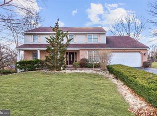 1 Valley Dr, Birdsboro, PA 19508