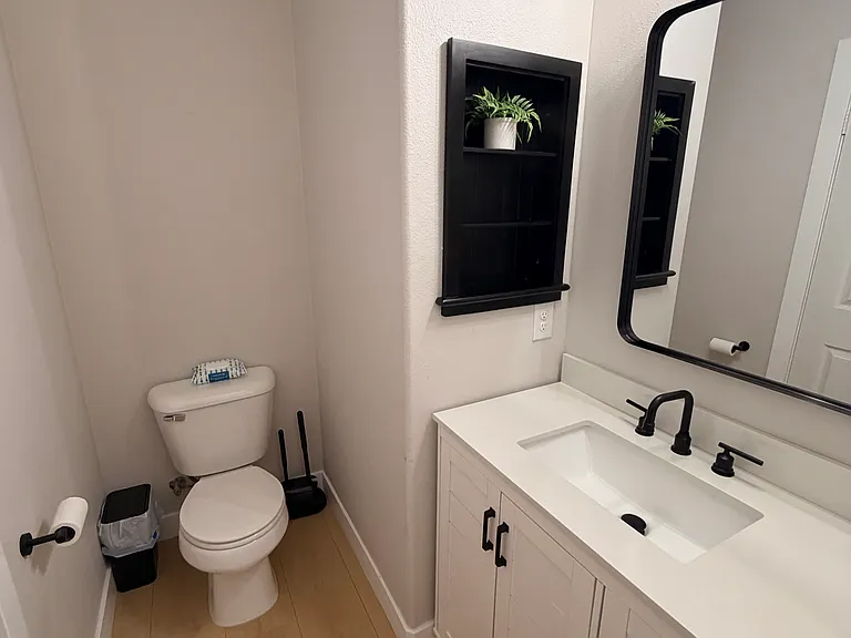 1800 E Lakeshore Dr #1008 — Photo 10