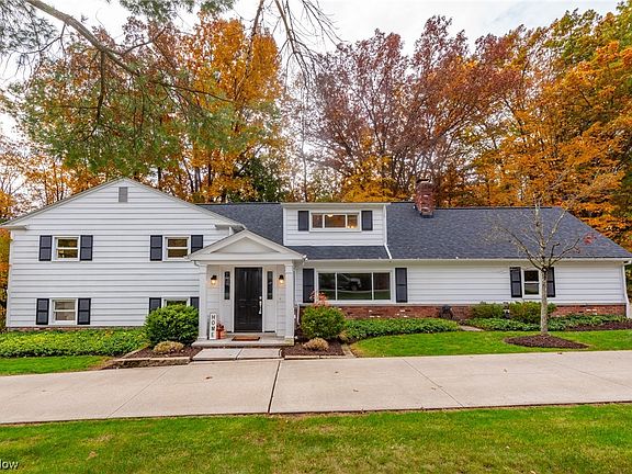 2nd image of 50 Fircrest Ln