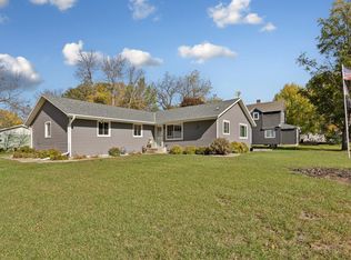 521 12th St, Heron Lake, MN 56137