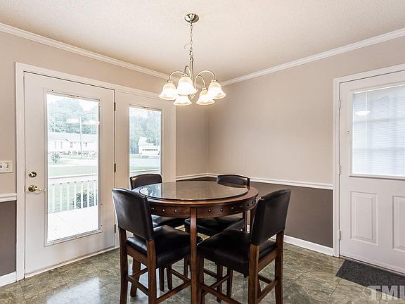 4th image of 132 N Overland Dr