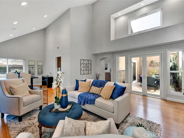 3492 Wimbledon Way, Costa Mesa, CA 92626
