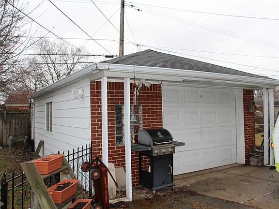 5th image of 30018 Champine St