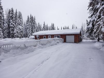 1195 Lake Dr, North Pole, AK, 99705