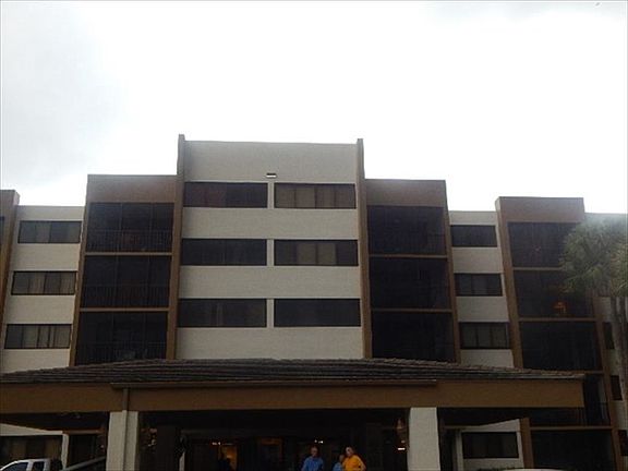 4th image of 9735 NW 52nd St APT 421