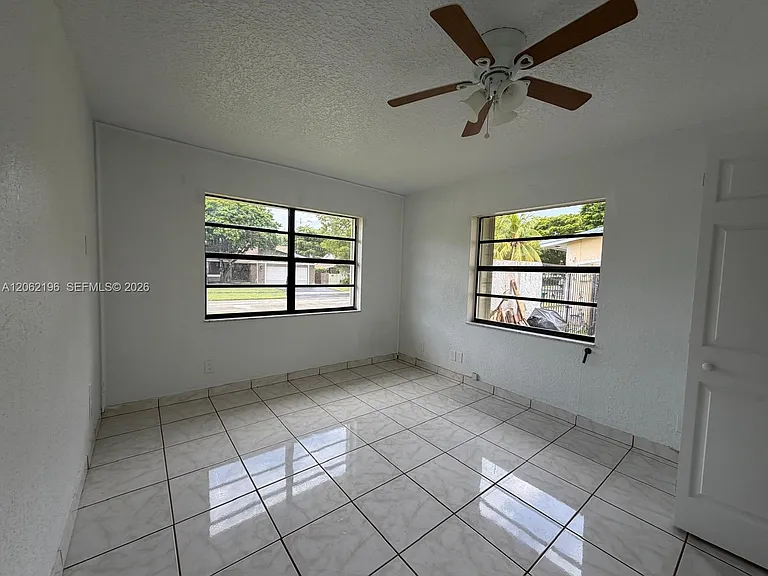 11405 SW 112th Ter — Photo 20