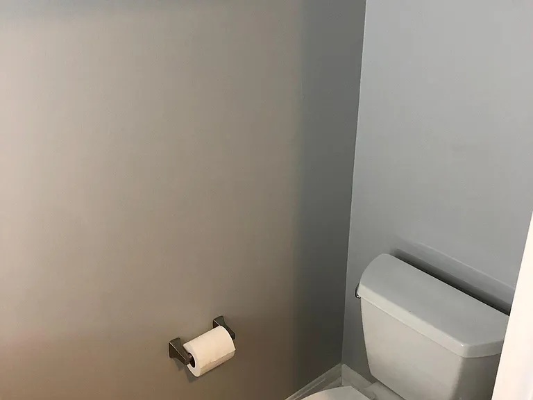 Toilet of the second bedroom