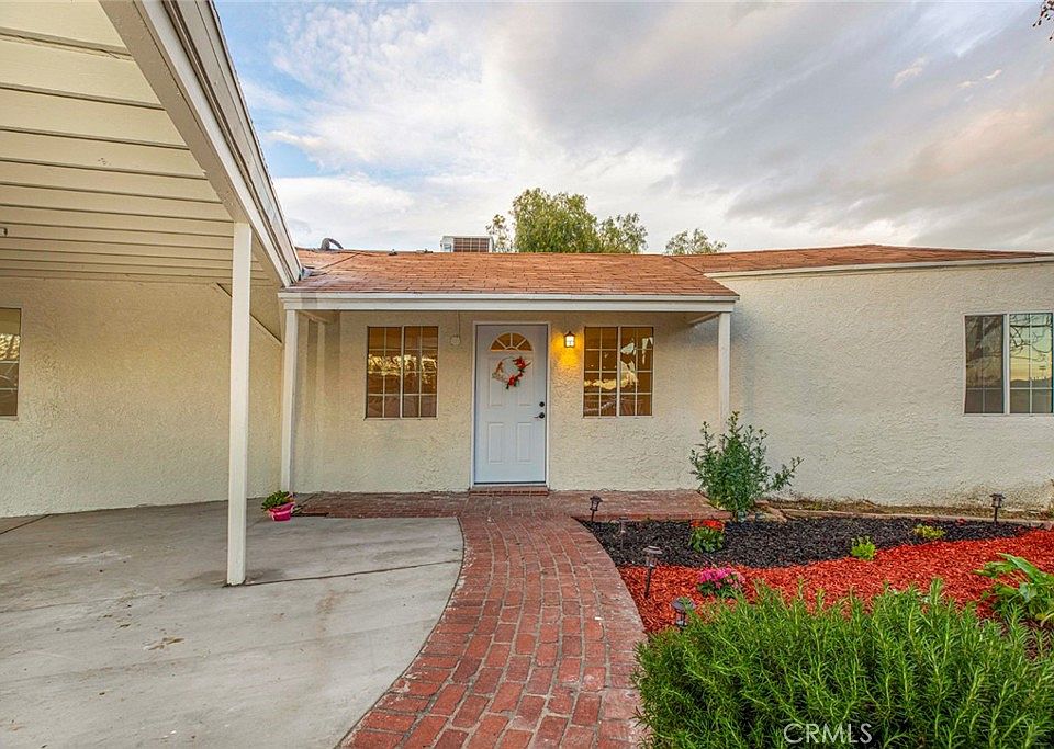 1st image of 11066 De Haven Ave