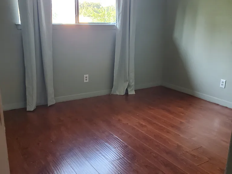 Room 3 upstair