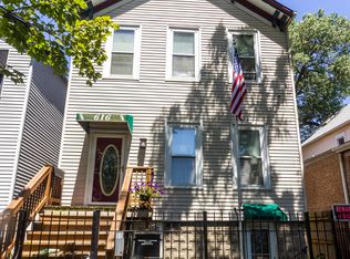 616 W 43rd Pl, Chicago, IL 60609