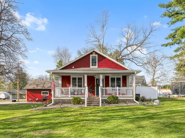 1835 Stillwater St, White Bear Township, MN 55110