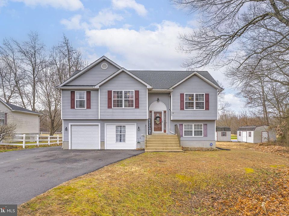 1st image of 35511 Golf Course Dr