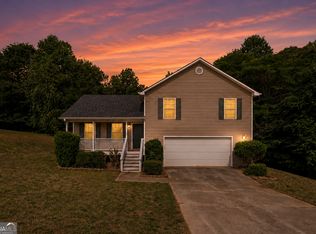 145 Arthurs Ln, Covington, GA 30016