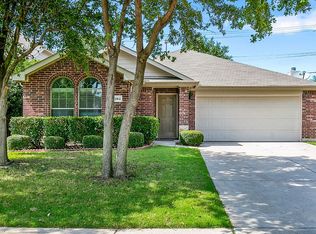 1204 Maddy Ln, Flower Mound, TX 75028